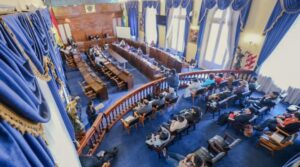 Comisión legislativa cuando revisaba requisitos de postulantes. Foto: Senado