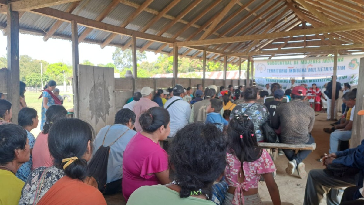 La reunión de Corregidores y delegados del Territorio Indígena Multiétnico (TIM) en la comunidad Monte Grande del Apere, Beni.