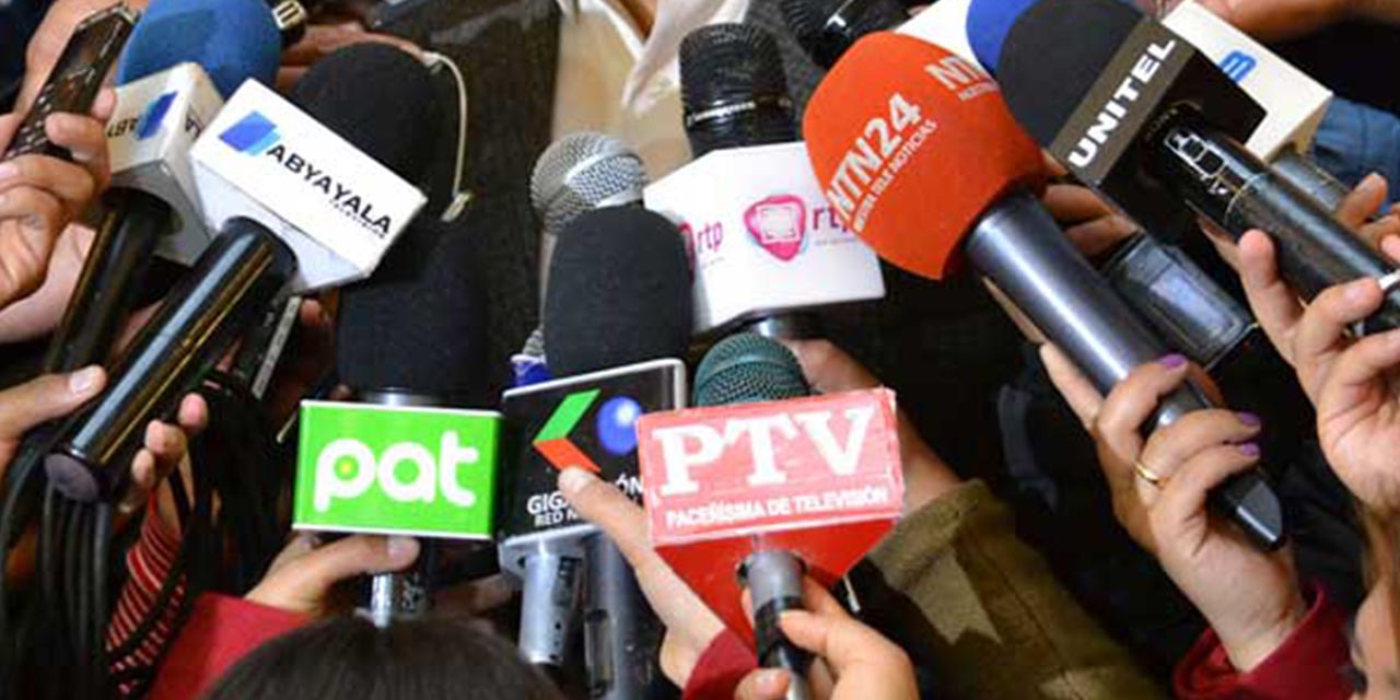 Foto referencial sobre medios de comunicación en Bolivia.