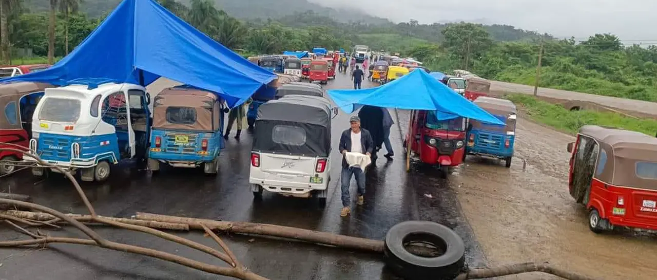 Foto referencial de un bloqueo en Rurrenabaque. Foto: La Razón