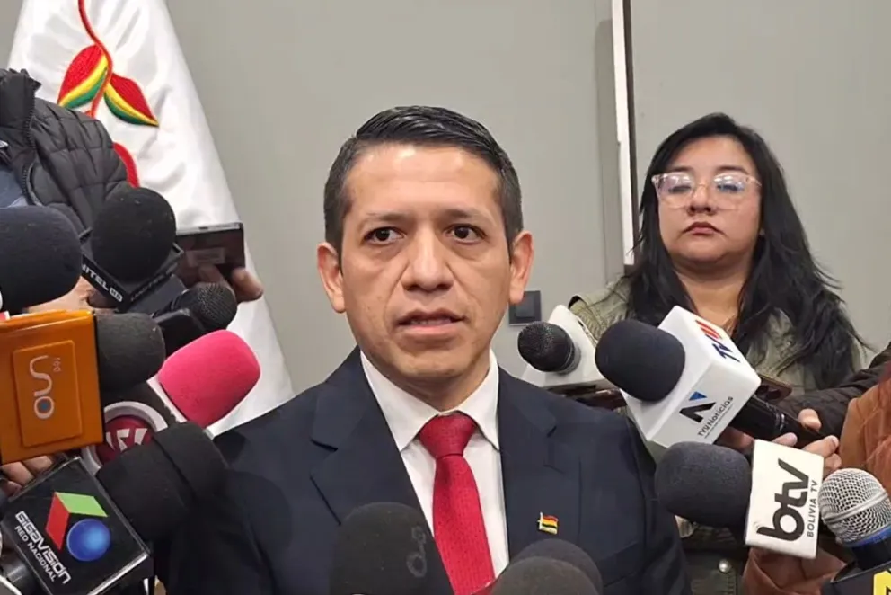 El viceministro de Transparencia, Yamil García, en contacto con los periodistas este viernes 24 de julio de 2026. Foto: Visión 360