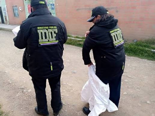 Funcionarios el IDIF. Foto referencial tomada de la Fiscalía General