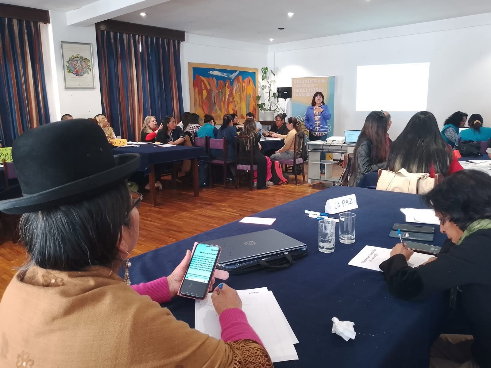 Encuentro de los colectivos urbanos en La Paz. Foto: Programa Urbano